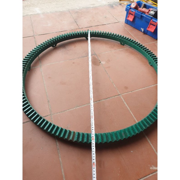 Bánh răng vanh máy trộn 135 răng 9 lỗ ốc vanh 91,5cm
