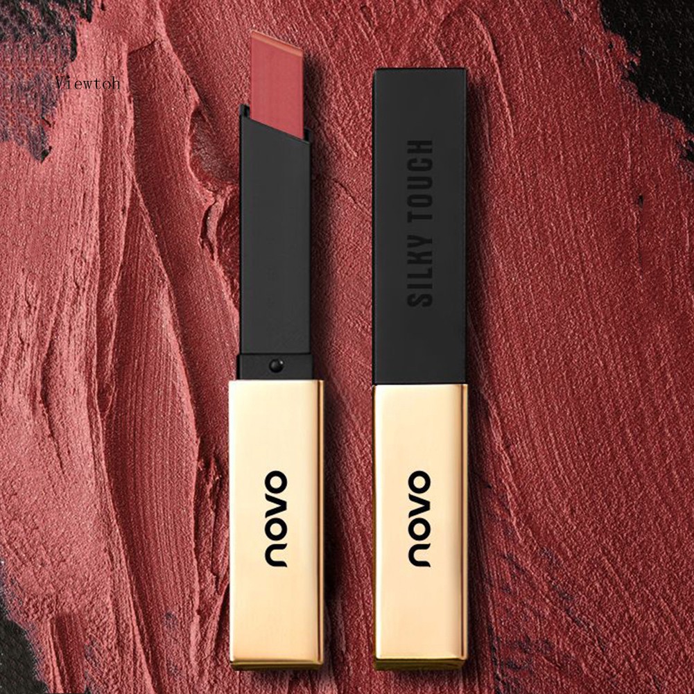 Son thỏi NOVO lên màu đẹp lâu phai và giữ ẩm môi
