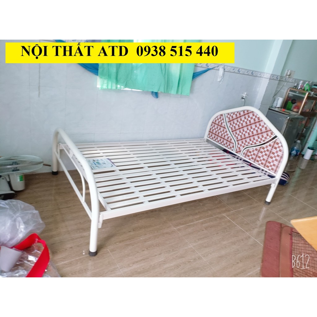 Giường sắt giá rẻ tại xưởng ngang 1m2 dài 2m chịu lực được 250kg