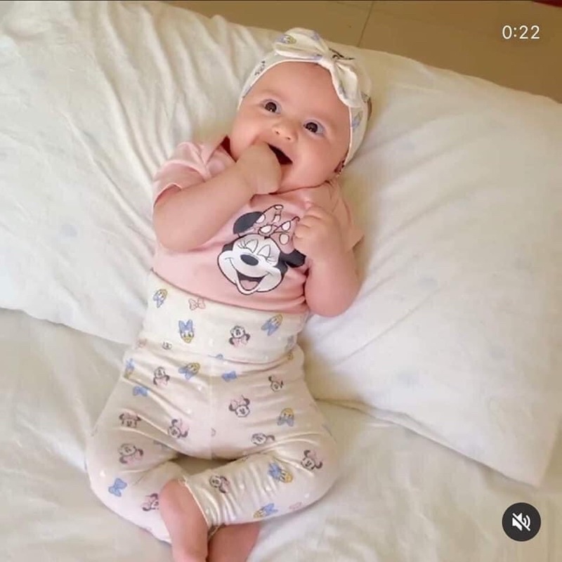 Set 3 chi tiết sơ sinh mickey hồng chính hãng săn sale size 6-9M