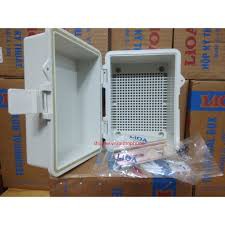 Tủ điện nhựa ngoài trời Lioa JL 00C (loại lớn)95k & JL 00B (loại nhỏ)89k Tủ điện chống nước