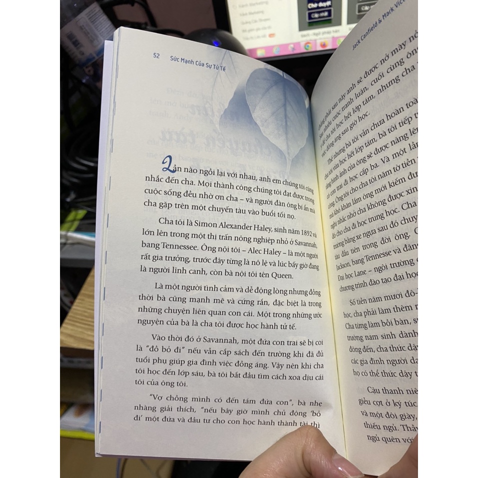 Sách - Sức Mạnh Của Sự Tử Tế ( First News ) - Tặng kèm bookmark