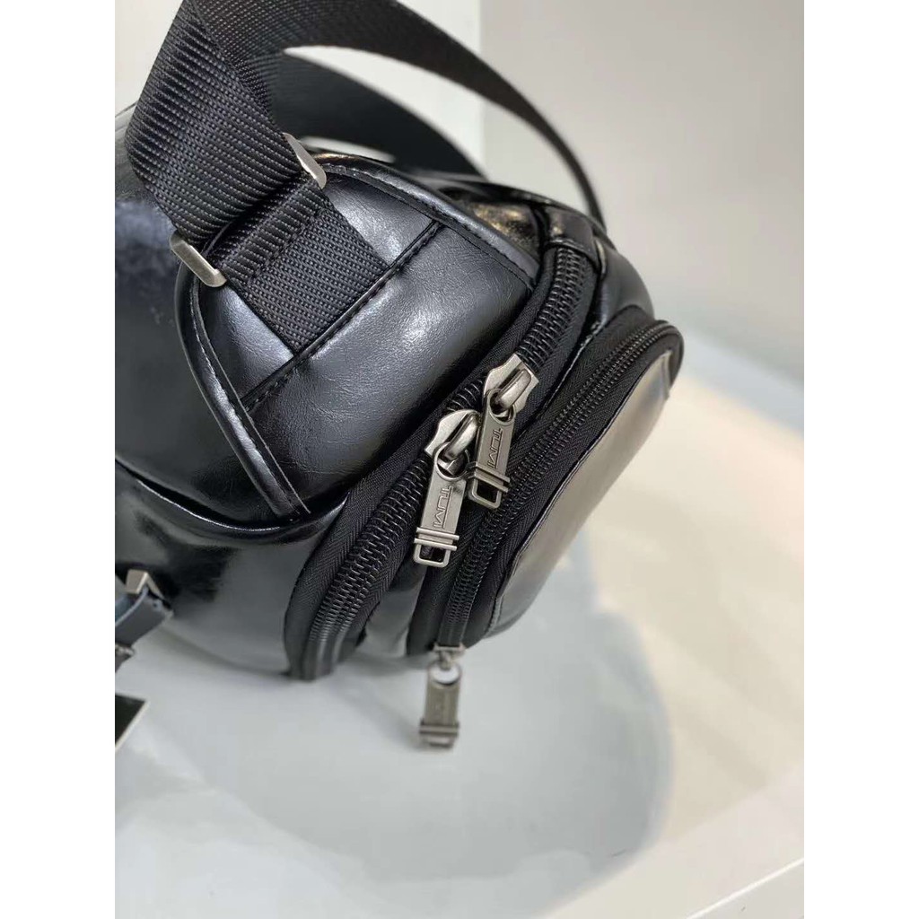 Túi da đeo chéo thời trang cho nam