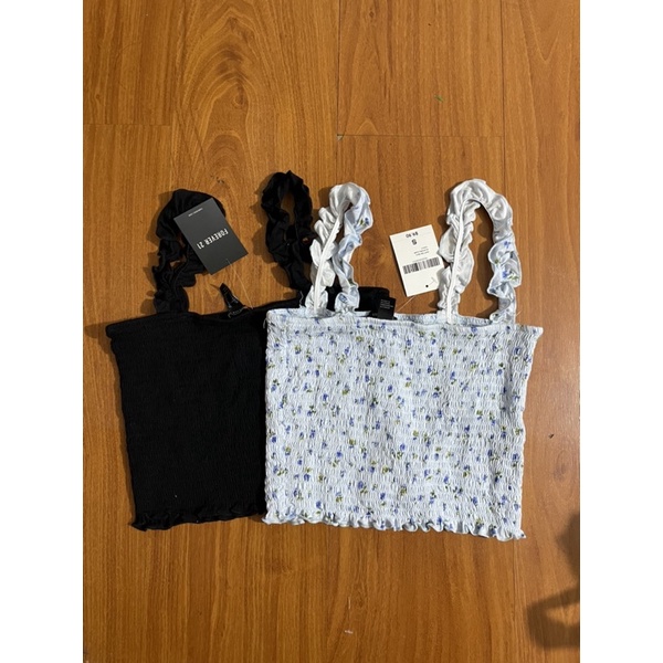 Áo crop F21 [Smocked layla Cropped Cami]