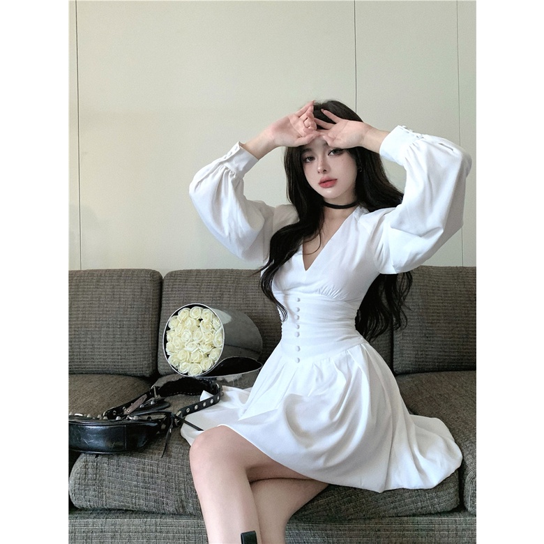 Đầm nữ dáng xòe mini cổ V Emilyshop