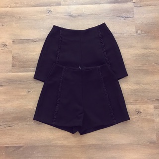 Short Zara viền bèo