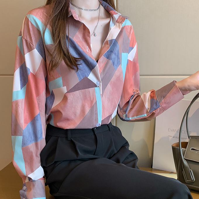 Áo sơ mi tay dài dáng rộng họa tiết hình học phong cách Hong Kong cổ điển thời trang mùa xuân  mới dành cho nữ