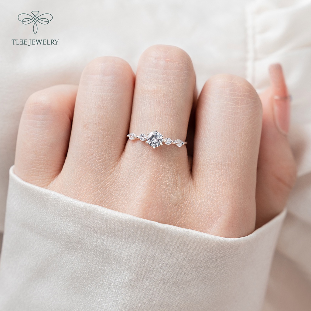 Nhẫn bạc nữ TLEE livia nạm đá lấp lánh NCJ A0118