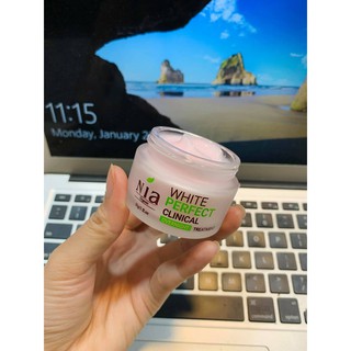 White Perfect Overnight kem dưỡng ẩm, sáng da Nia Organic