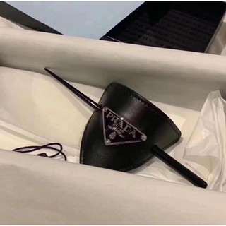 [Ảnh Thật - Hàng New 2020] Trâm cài tóc Prada