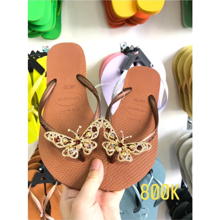 Bướm hột nâu , Charm gắn dép , link chỉ bán charm không bán kèm dép , vui lòng ib cho shop