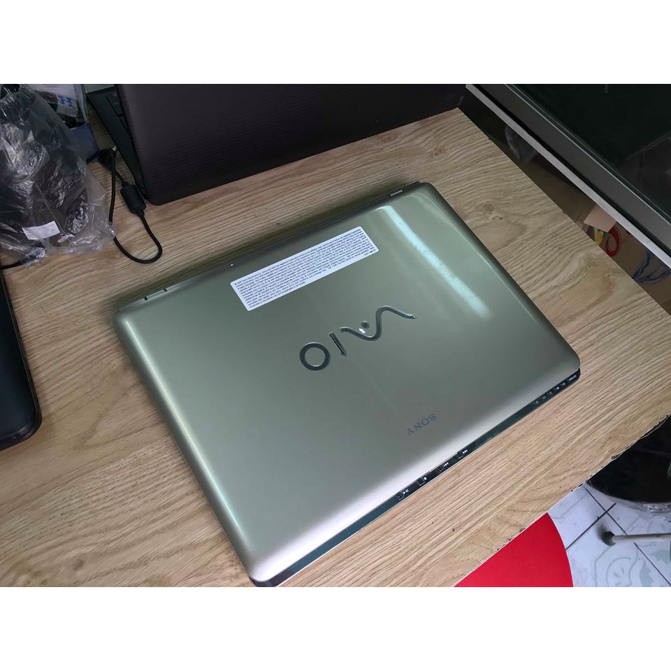 [Quá Rẻ ] Laptop Cũ Sony Vaio VGN Vàng Gold Ram 3Gb Dùng Văn Phòng , Học Tập Cực Mượt Mà Tặng Phụ Kiện | WebRaoVat - webraovat.net.vn