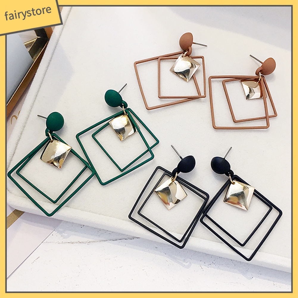 Bông tai hình 2 mặt vuông rỗng thời thượng sang trọng