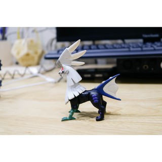 Mô hình pokemon Sillvaly Tomy Size hyper