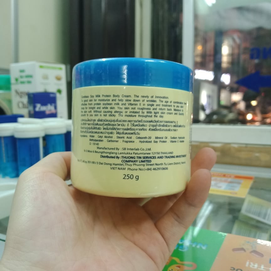 Kem dưỡng da Carebeau Soy milk protein body crem 250g