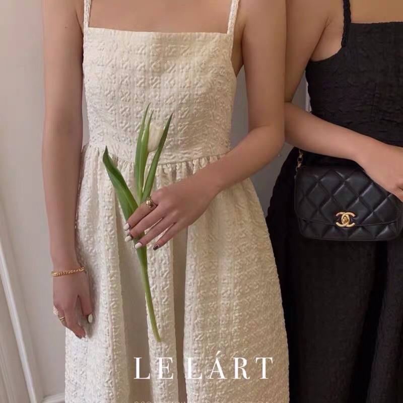 |SOPIA DRESS| Đầm hai dây công chúa vải xốp TLÉA