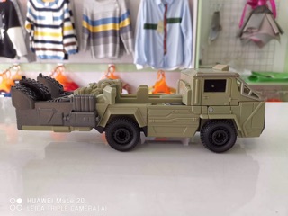 ROBOT BIẾN HÌNH - HASBRO