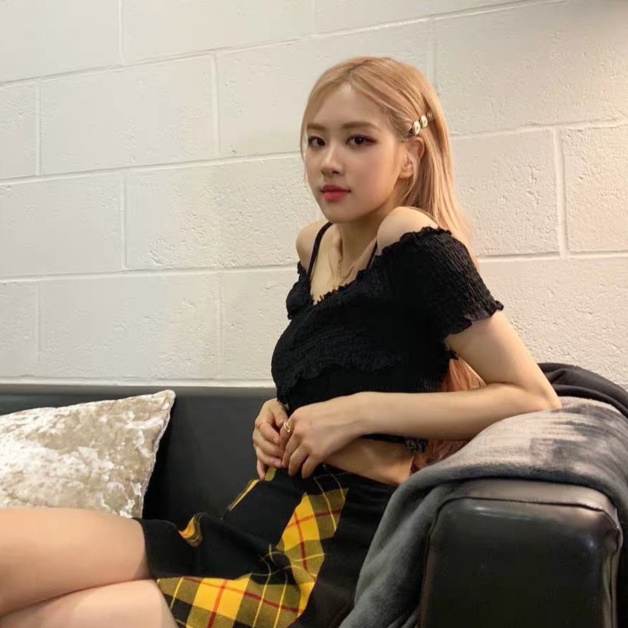 rose blackpink Áo croptop trễ vai thiết kế ngực đắp chéo co giãn phong cách thời trang cho nữ | BigBuy360 - bigbuy360.vn