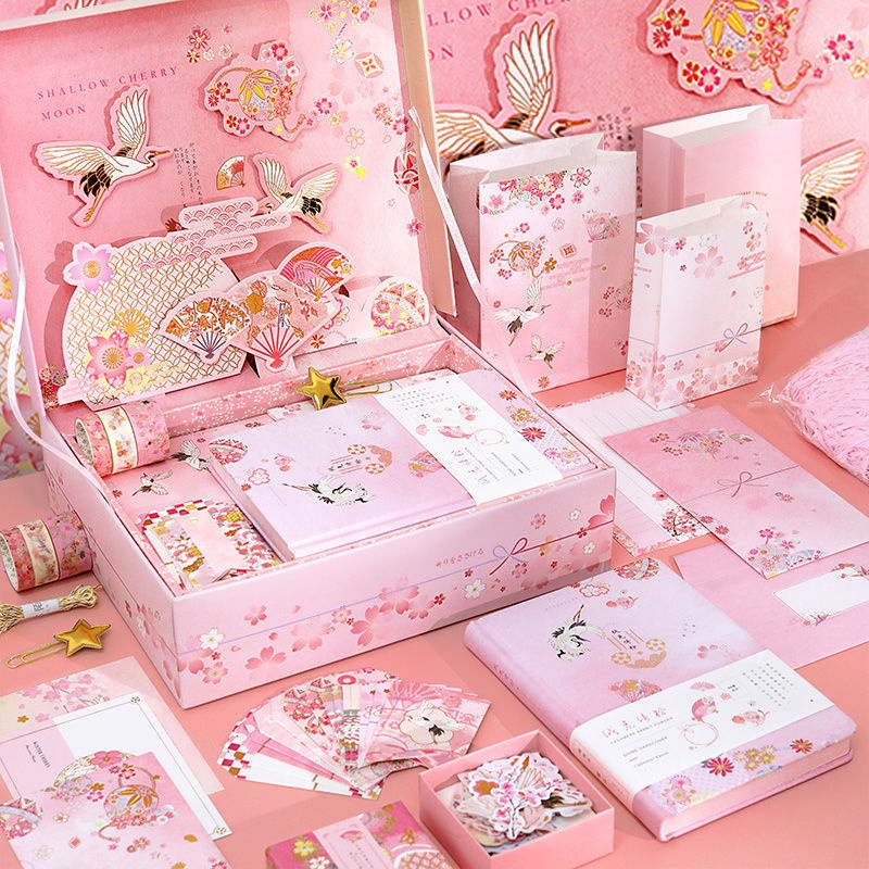 Một bộ Sổ tay + Hình dán + Băng keo + Bưu thiếp + Hộp quà-Cô gái Học sinh