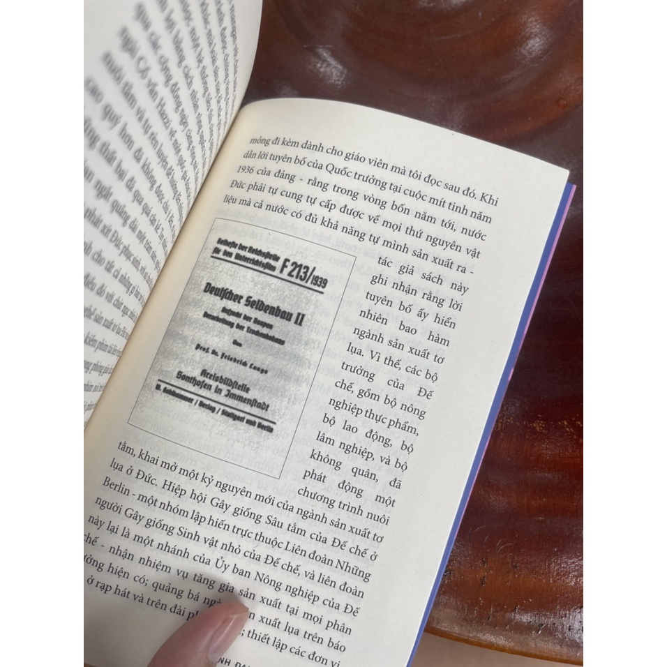 Sách - Vành Đai Sao Thổ - W.G. Sebald – PhanBook – NXB Hội Nhà Văn (Sách mới 2022)