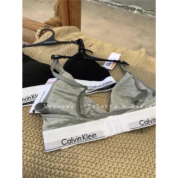 (NGỘ SẴN) Bộ đồ lót thể thao CK Calvin Klein cài lưng kèm mút màu đen trắng xám ghi | BigBuy360 - bigbuy360.vn