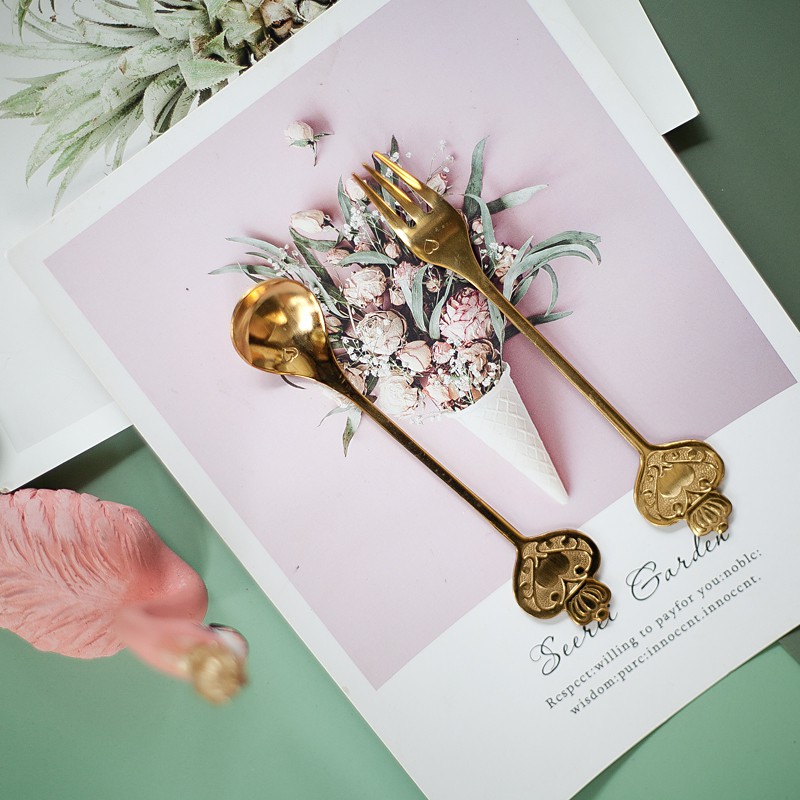 Nĩa, thìa nhỏ mạ vàng dùng ăn bánh, uống trà - Jassi Decor