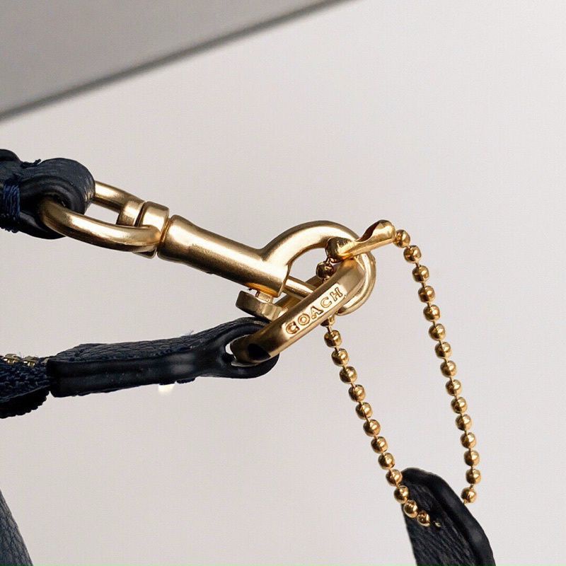 Túi COACH NOLITA 19 WITH WHIPSTITCH da thật siêu sang chảnh