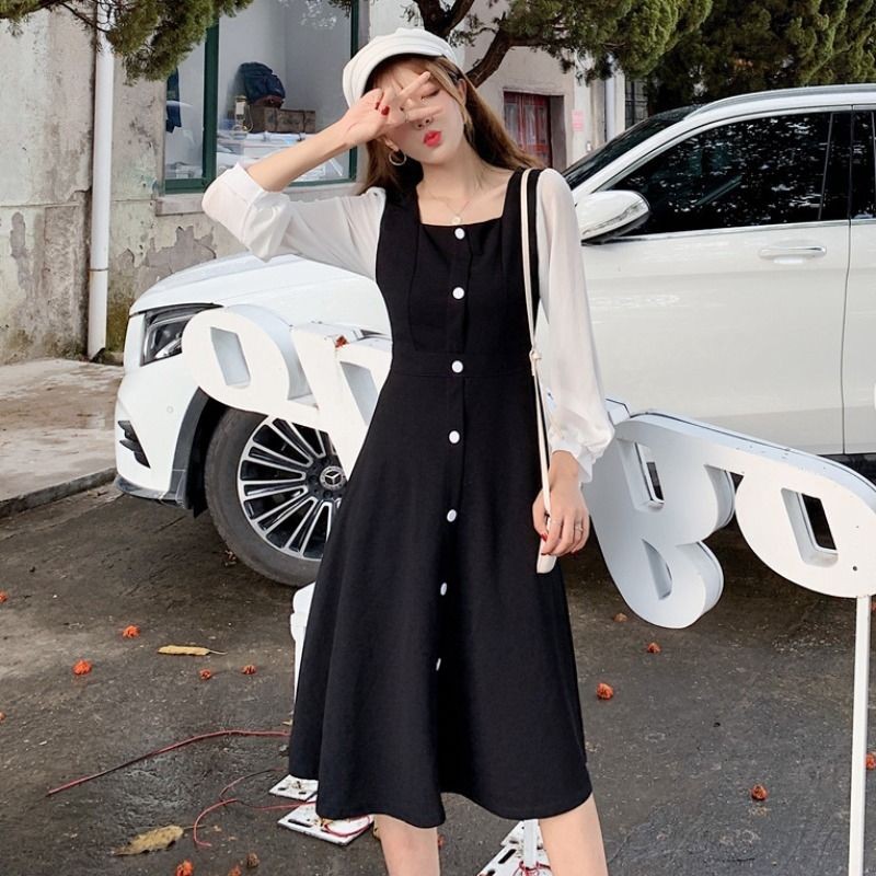 Đầm cổ vuông dáng xoè đính cúc Jameela | BigBuy360 - bigbuy360.vn