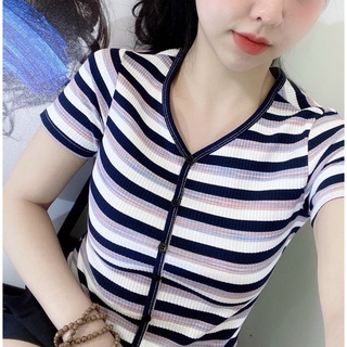 Áo thun gân kẻ sọc cổ V