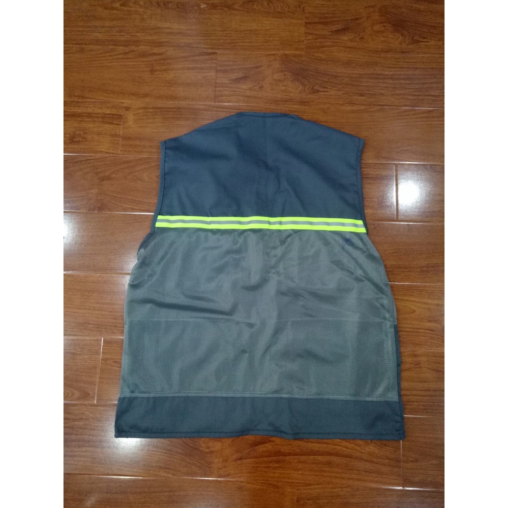 Áo ghi lê kỹ sư phản quang xanh phối lưới màu xanh than 1 kéo 4 túi hộp