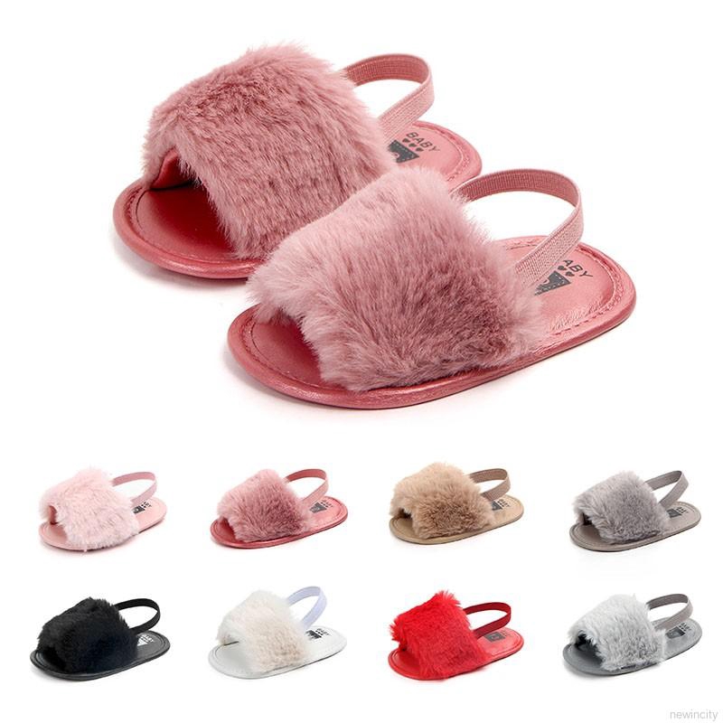 Giày sandal lông xù chống trượt cho thời trang cho bé gái