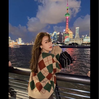 Áo cardigan cmm với V BTS