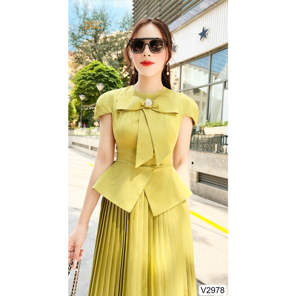 Đầm dự tiệc thiết kế cao cấp xanh cốm phối chân váy xếp ly V2978 - DVC, váy đi ăn cưới cho giới trẻ