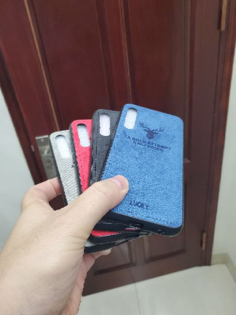 Ốp lưng Vsmart Live dẻo trong Vải đầu hươu cao cấp đã khoét camera