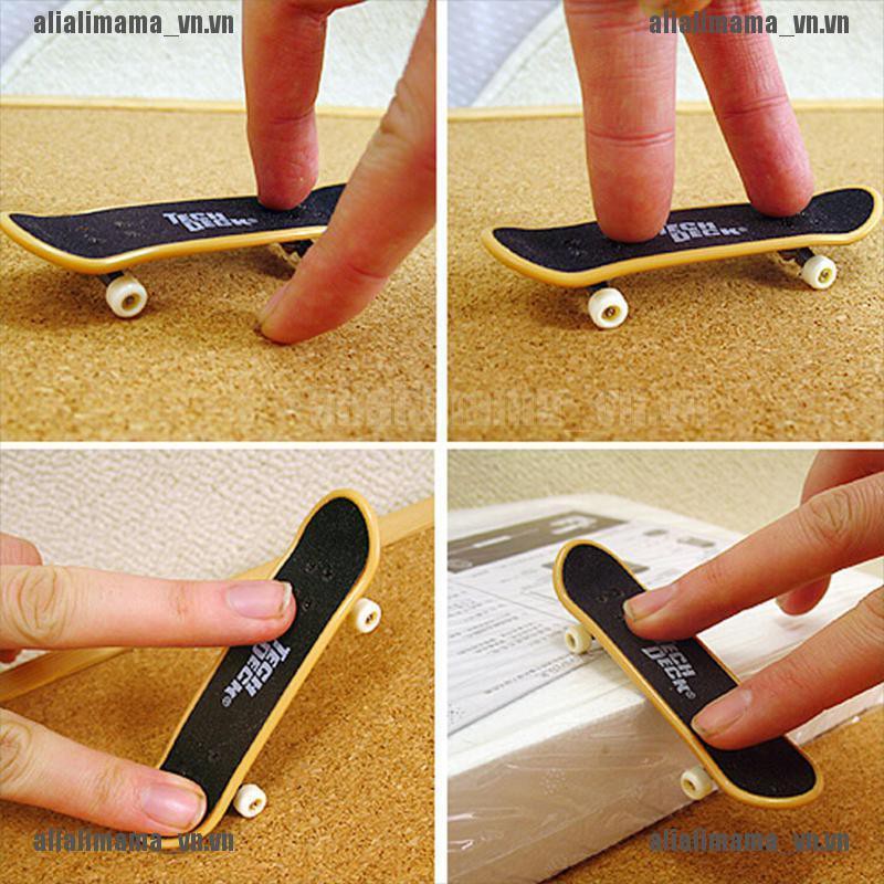 Ván Trượt Ngón Tay Mini Bằng Nhựa In Nhiều Mẫu Mã Đa Dạng 9.5x2.4cm
