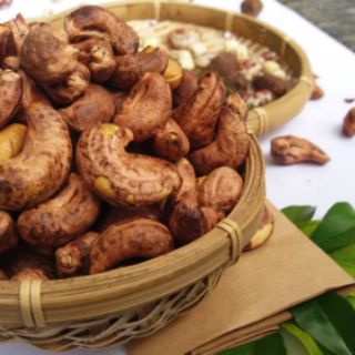 1kg Hạt Điều Rang Muối Nguyên Vỏ Lụa.