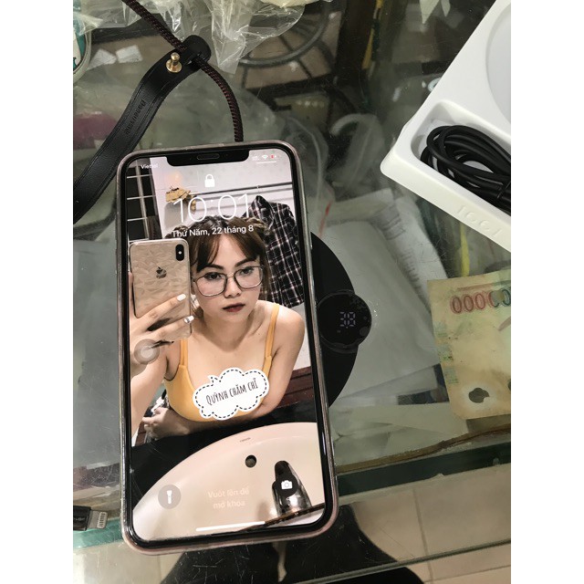 Sạc không dây Baseus P21 kèm hiền thị dòng ra