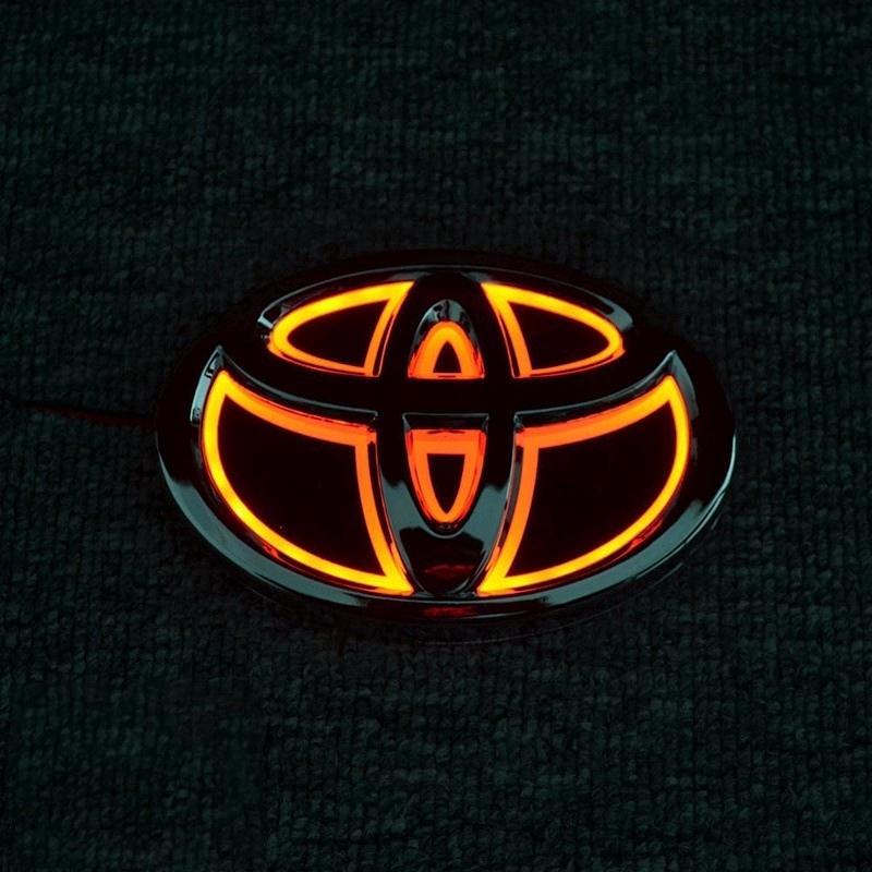 Logo Toyota có đèn LED 5D trắng/đỏ/xanh dương dán sau lưng xe hơi