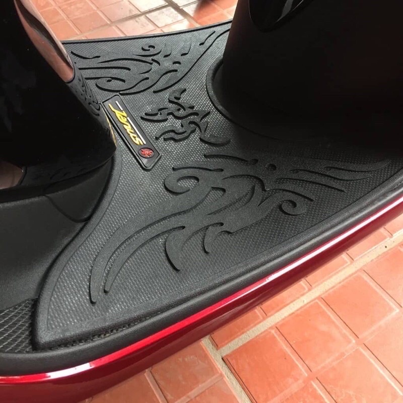 Chắn bùn,thảm inox lót sàn để chân janus