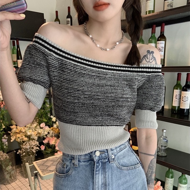 Áo Thun Tay Ngắn Trễ Vai Họa Tiết Sọc Ngang Thời Trang Dành Cho Nữ