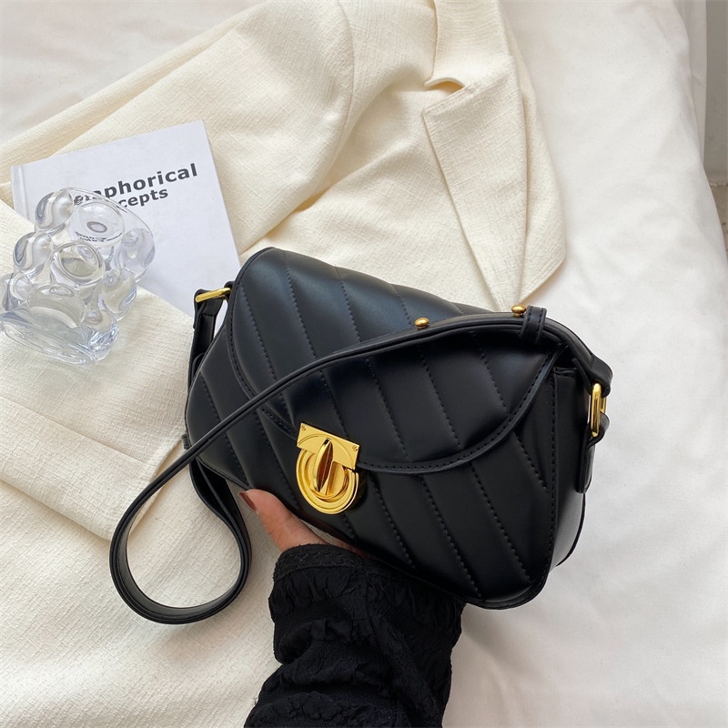 Túi đeo dưới cánh tay Hình Vuông Nhỏ Thêu Họa Tiết Phong Cách Hàn Quốc Thời Trang Mùa Hè 2022 Cho Nữ