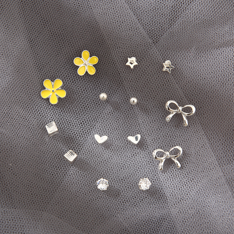 Bông Tai Nhỏ Nhắn Đơn Giản Xinh Xắn Thời Trang Hàn Quốc