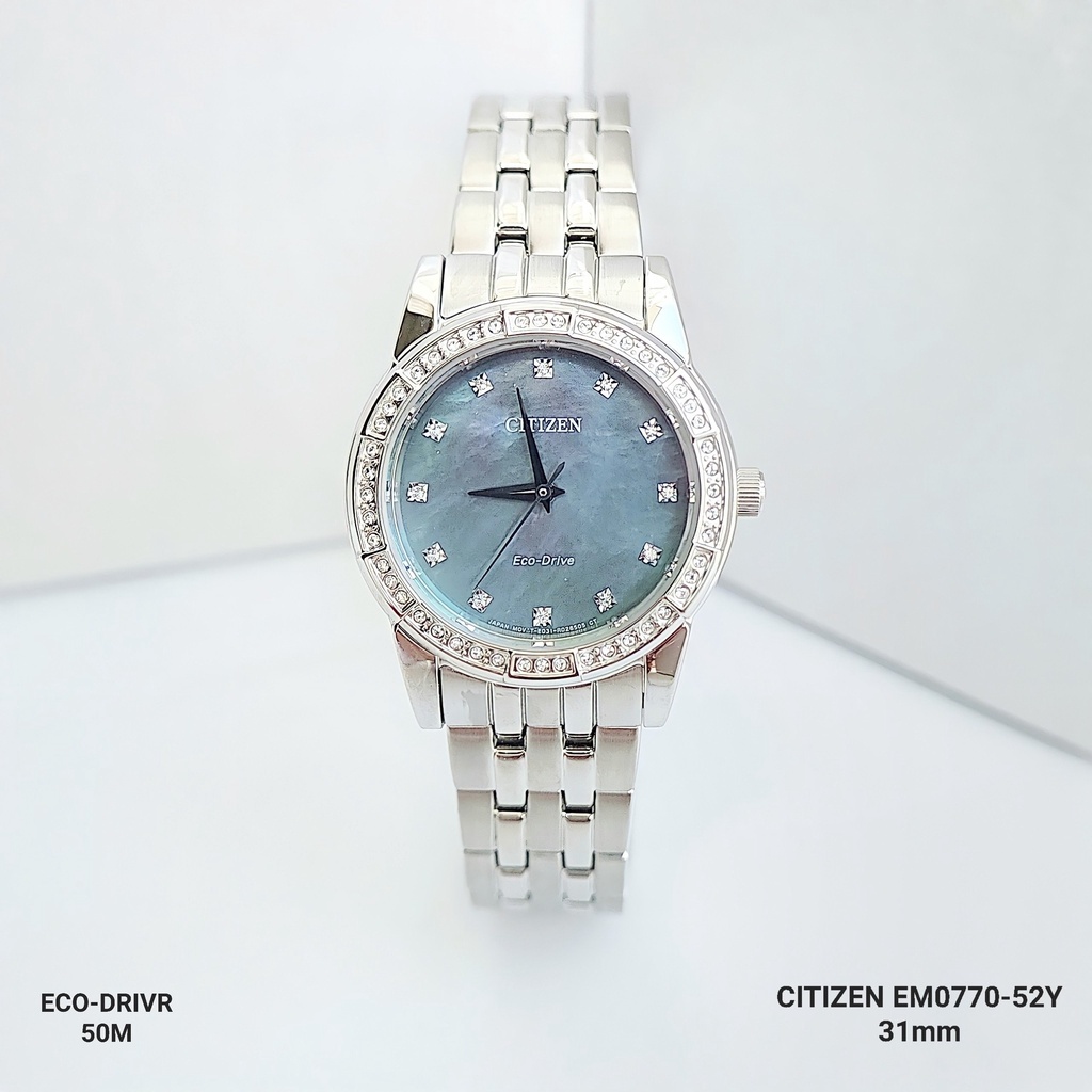 Đồng Hồ Nữ Ctizen Eco-Drive EM0770-52Y Dây Sắt Mặt Xà Cừ