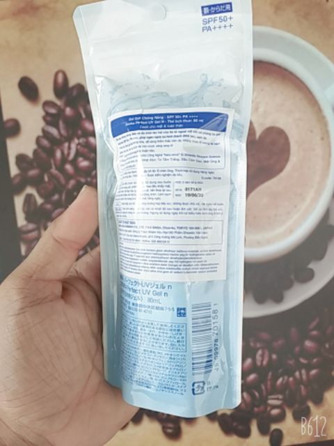 Gel sữa chống nắng senka ferfct uv,80g | BigBuy360 - bigbuy360.vn