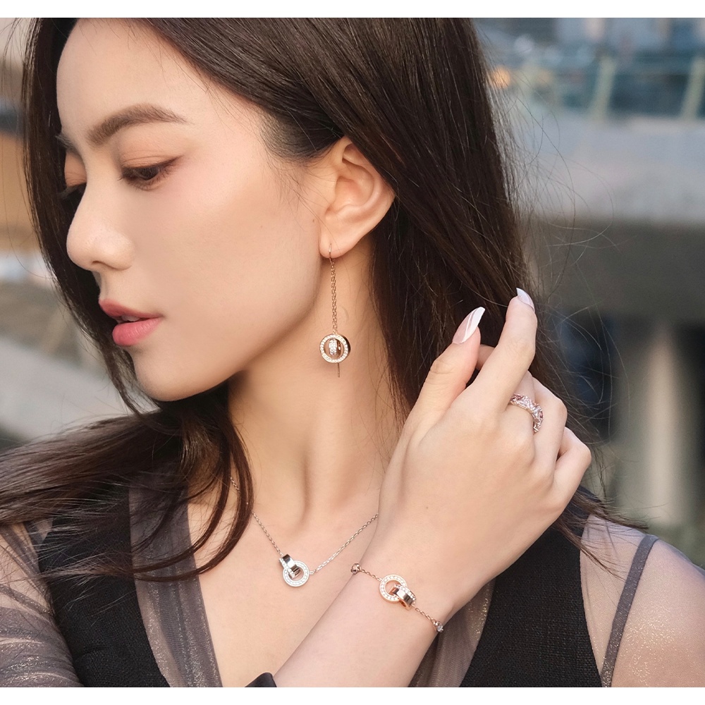 Vòng Tay Khóa Liên Kết Rỗng Đi Kèm Hộp Quà