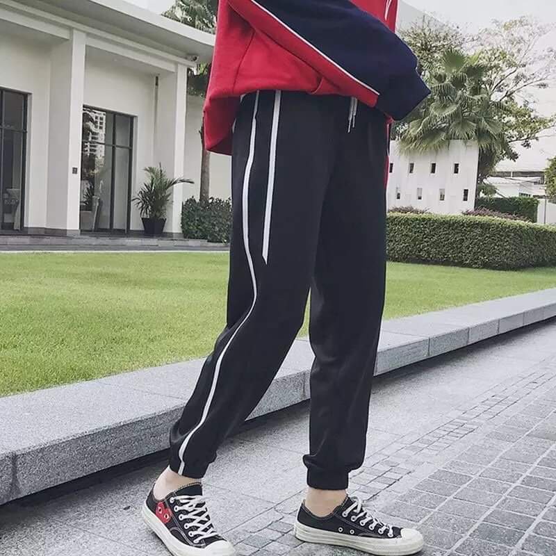 JOGGER PANTS UNISEX – QUẦN JOKER LINE SỌC ỐNG BÓ THỂ THAO NAM NỮ MẶC CẶP – FREESTYLE 10