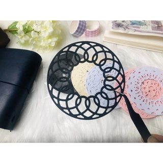 Die-cut trang trí sổ hình tròn