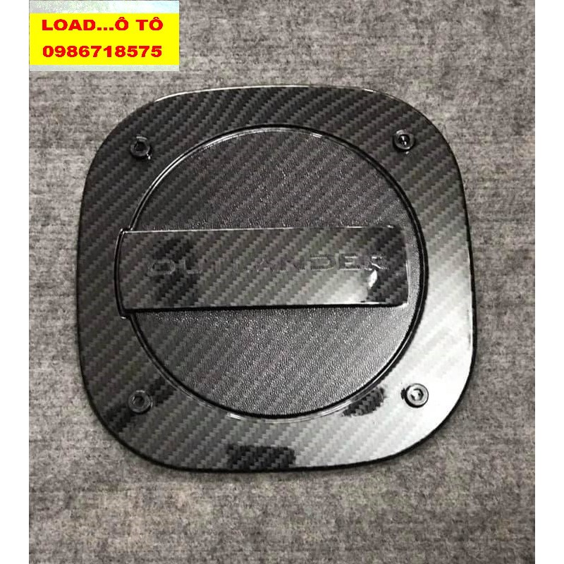 Ốp Nắp Bình Xăng Carbon Xe Mitsubishi Outlander 2018-2021 Cao Cấp