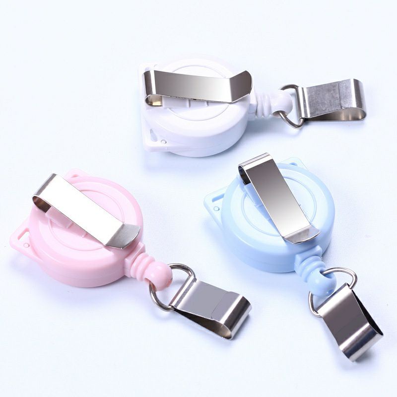 KẸP RÚT ĐEO THẺ BẢNG TÊN YOYO TAI MÈO