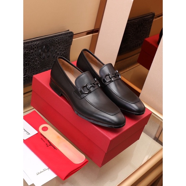 Giày tây lười da bò nhập khẩu thương hiệu Salvatore Ferragamo cao cấp cho nam dáng công sở